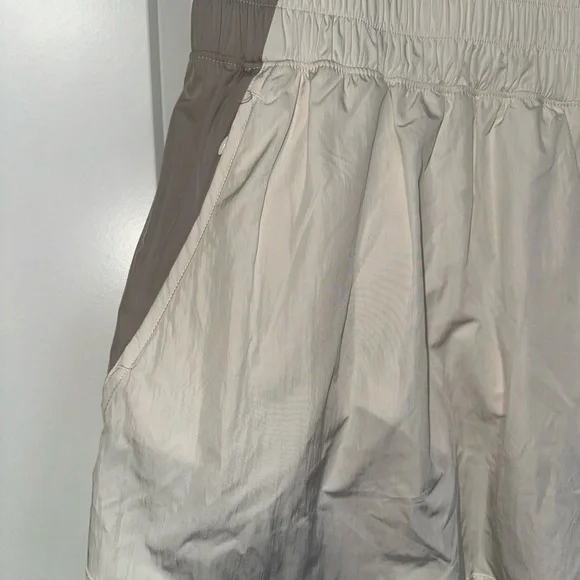 Yogalicious Radiant Color Block Bailey Skort NWT XS 48$ Retail - Picture 2 of 4